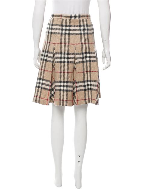 burberry nova check wool skirt